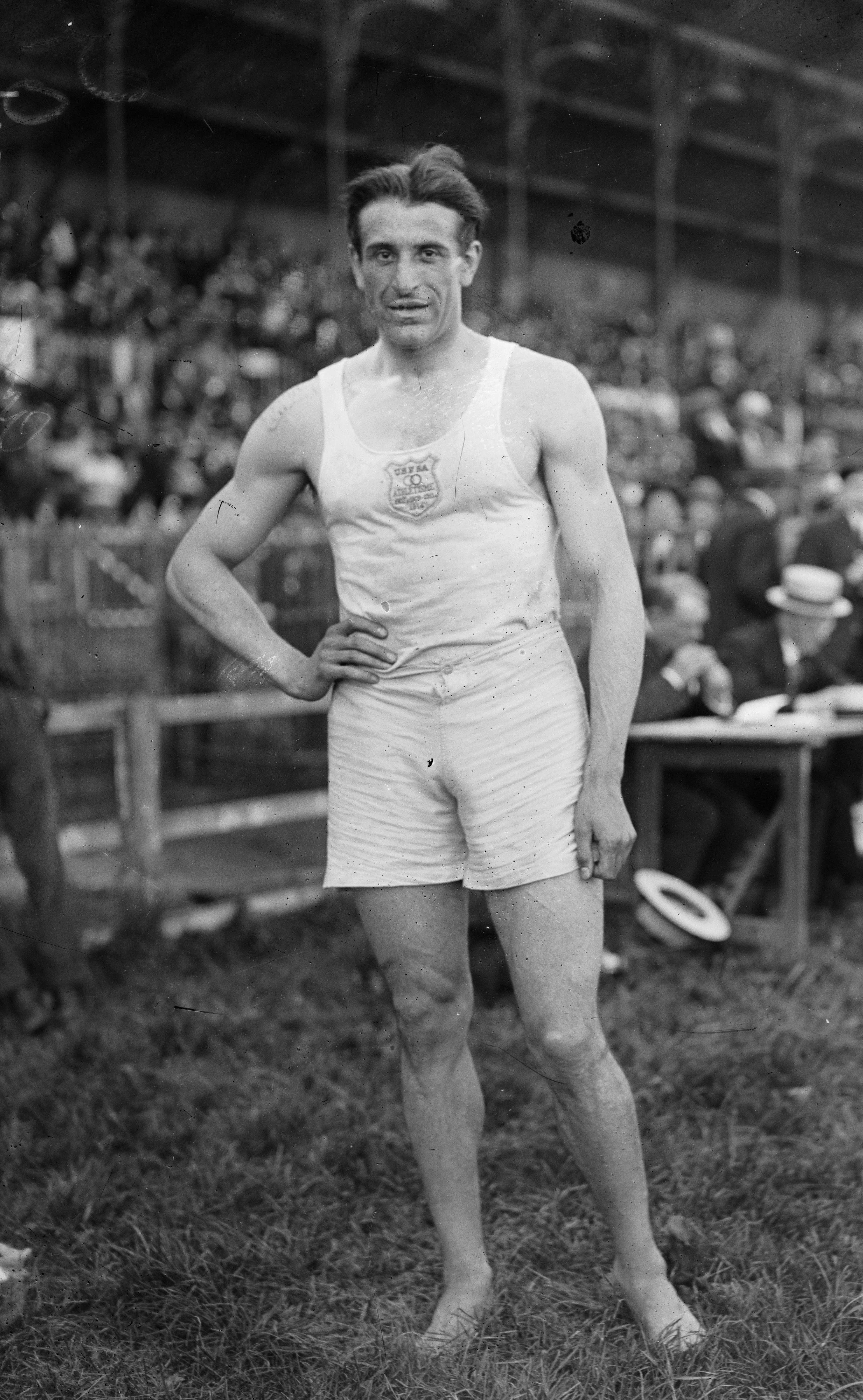 Georges André - Géo André - Porte drapeau de l'Equipe de France - Jeux Olympiques de Paris 1924